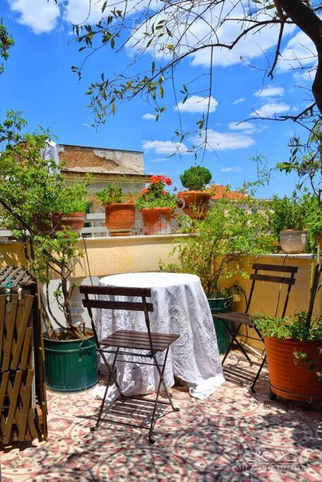 Vila At The Foot Of Acropolis. Atény Exteriér fotografie